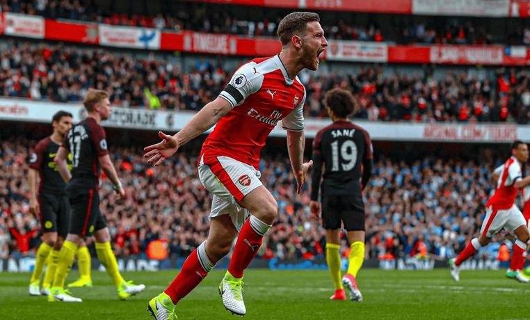 西亚卡姆连续三场比赛得分超过败北,阿森纳不断突破!上演精彩一战的简单介绍